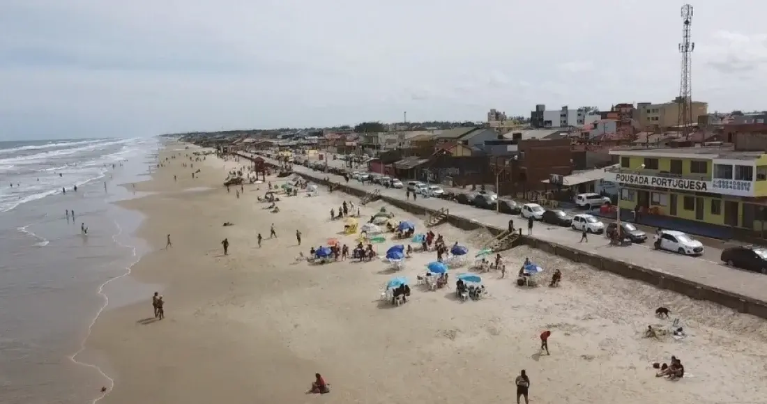 Cidreira emite licença para atividades na faixa de praia no verão 2025-2026