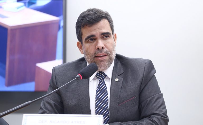 Comissão aprova projeto que cria categorias de pessoas desaparecidas