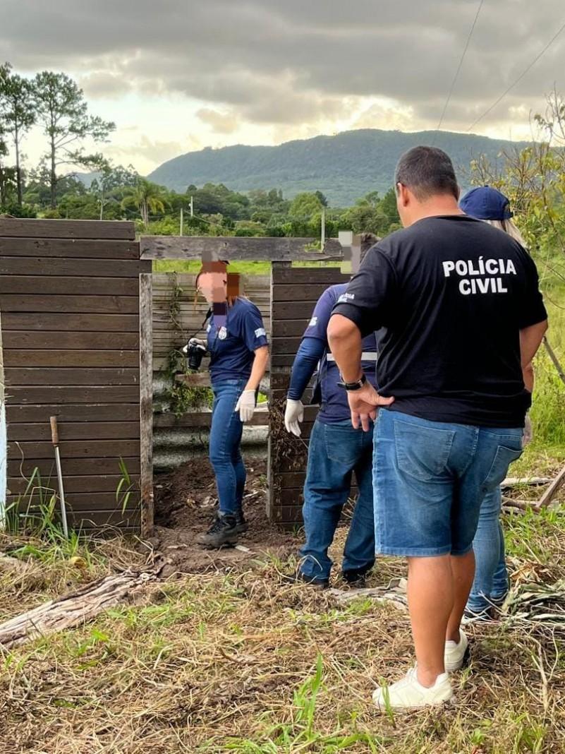 Corpo é Encontrado Enterrado em Osório e Dupla é Presa por Homicídio e Ocultação de Cadáver