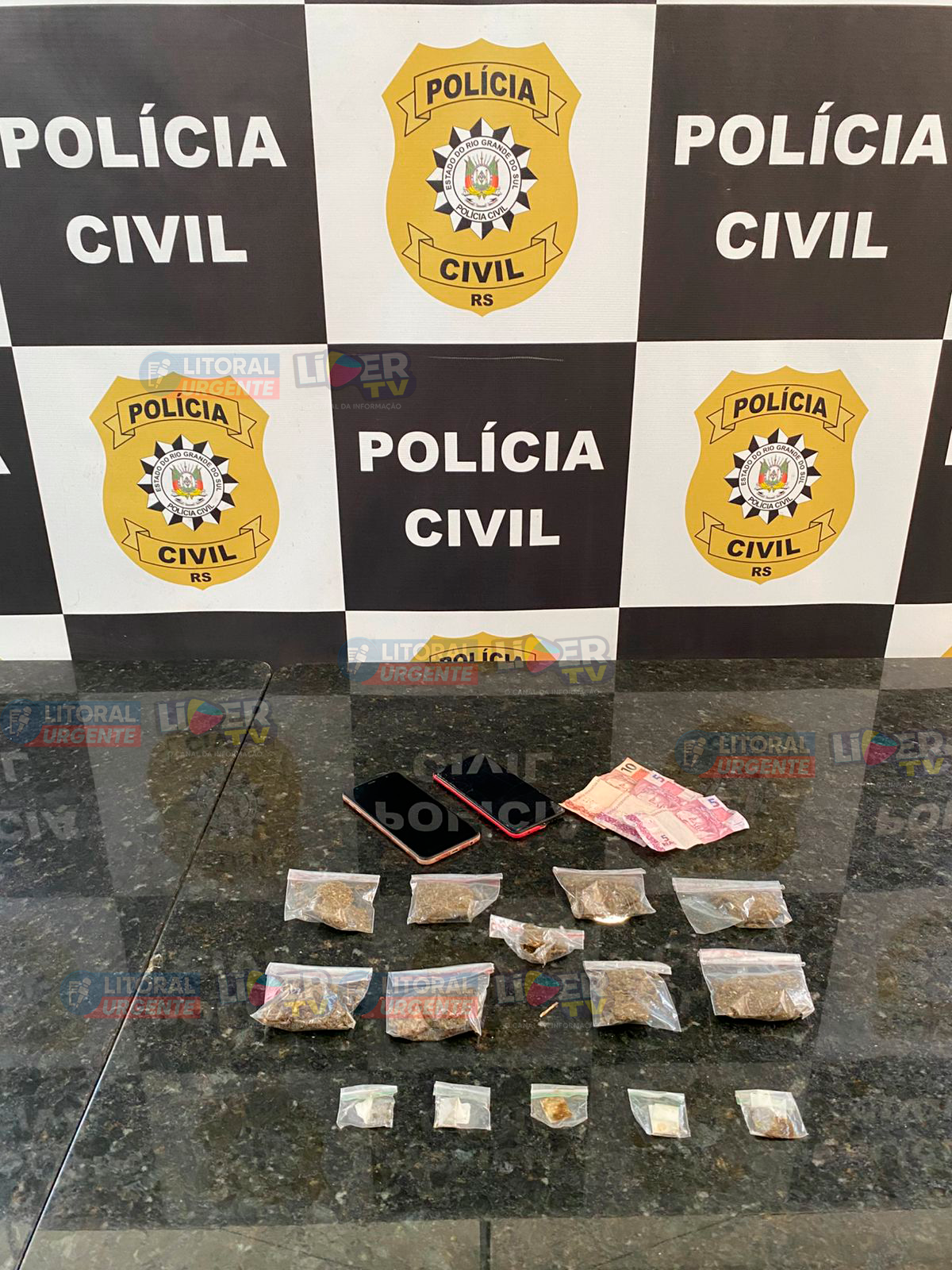 Polícia Civil prende dois suspeitos por tráfico de drogas em Cidreira após denúncia anônima