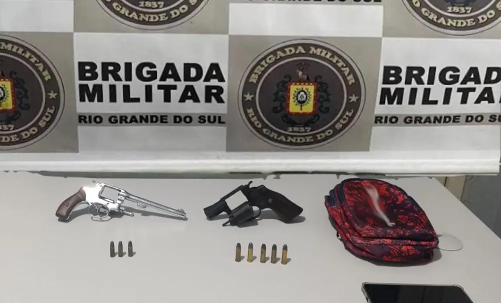 Suspeito com duas armas é preso pelo Batalhão de Choque em Osório