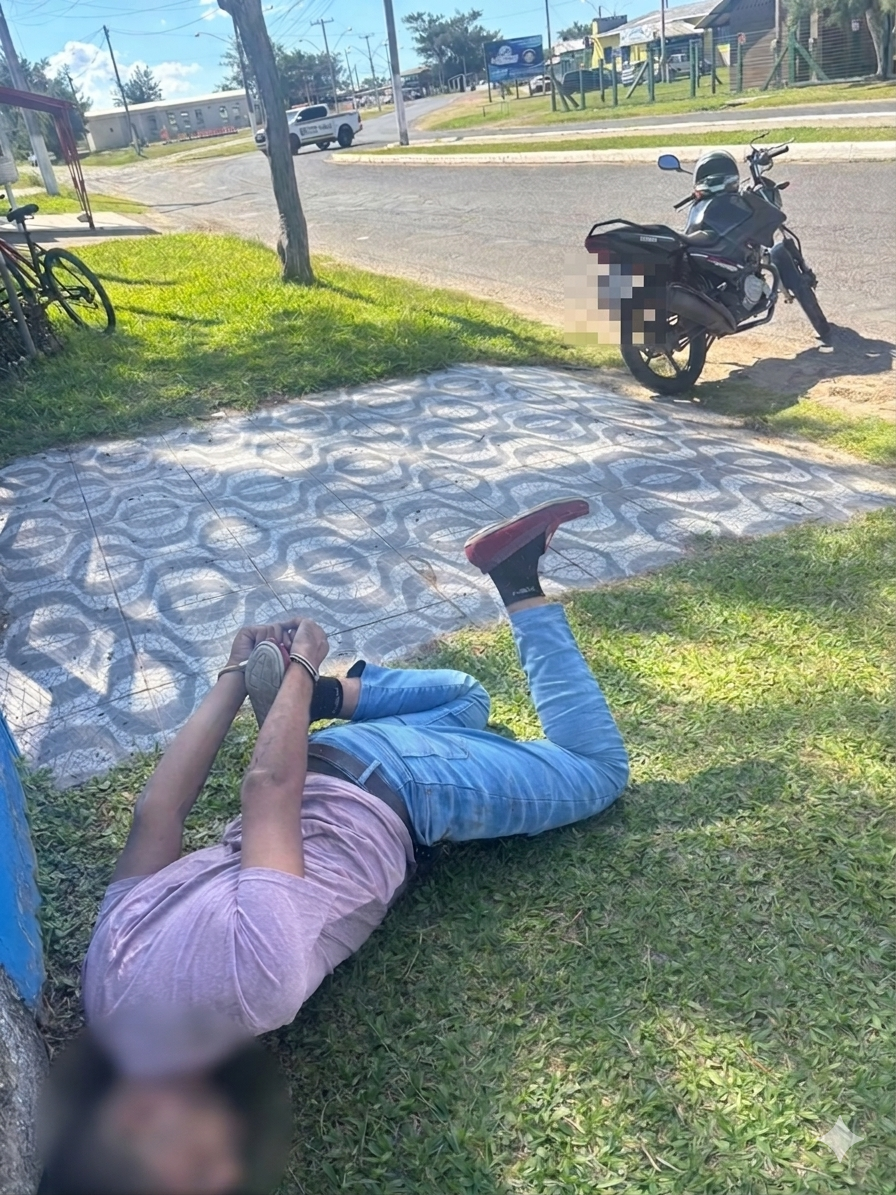 Homem é preso após furtar motocicleta deixada com chave na ignição em Cidreira