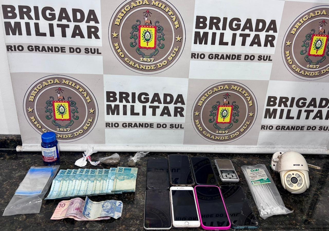 MULHER É PRESA POR TRÁFICO DE DROGAS EM CIDREIRA