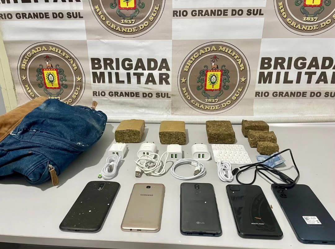 BM PRENDE HOMEM COM DROGAS, CELULARES E MATERIAIS PRÓXIMO A UNIDADE PRISIONAL EM OSÓRIO