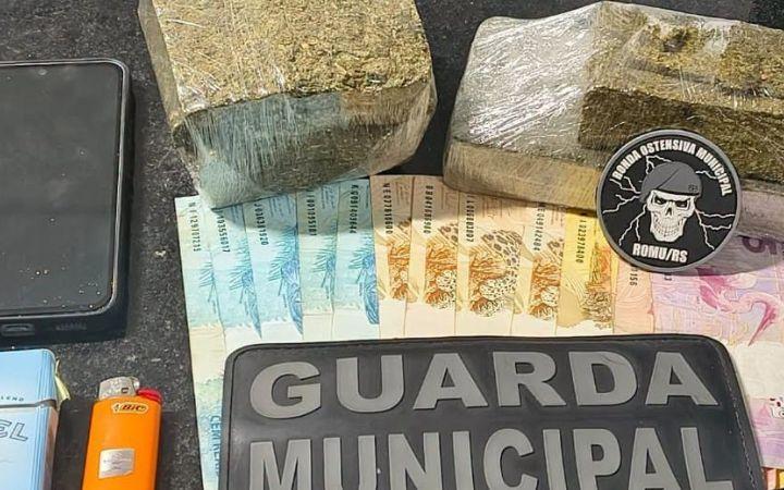 Guarda Municipal de Imbé prende homem em flagrante por tráfico de drogas no Centro