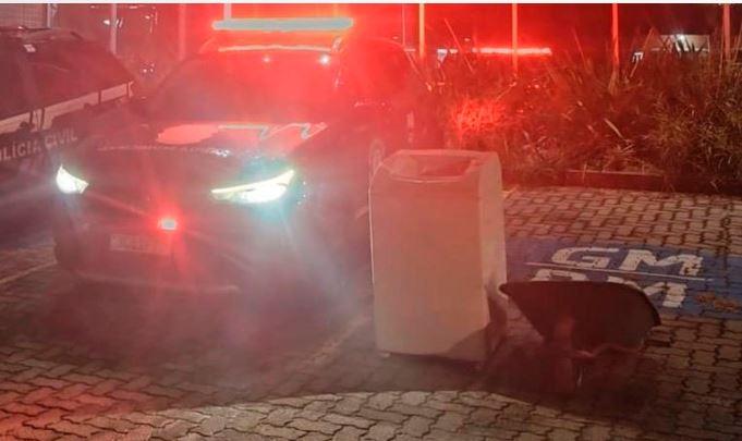 Guarda Municipal prende homem em flagrante após furto de máquina de lavar em Imbé