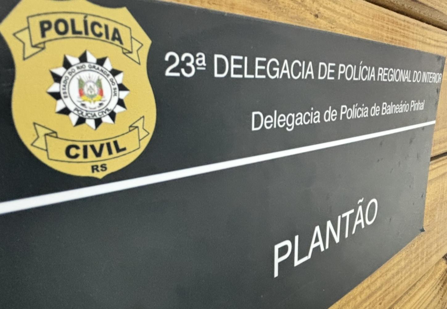 Polícia Civil prende três foragidos da Justiça em Balneário Pinhal