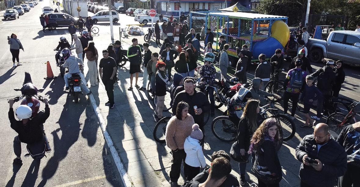 2º Encontro Beneficente do Grau reúne mais de 200 motociclistas e movimenta Quintão