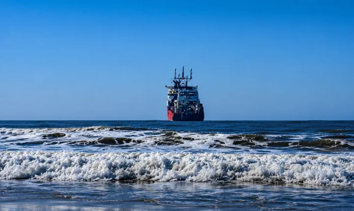 Balneário Pinhal receberá novo cabo submarino de fibra óptica que reforçará conexão entre Brasil e Argentina