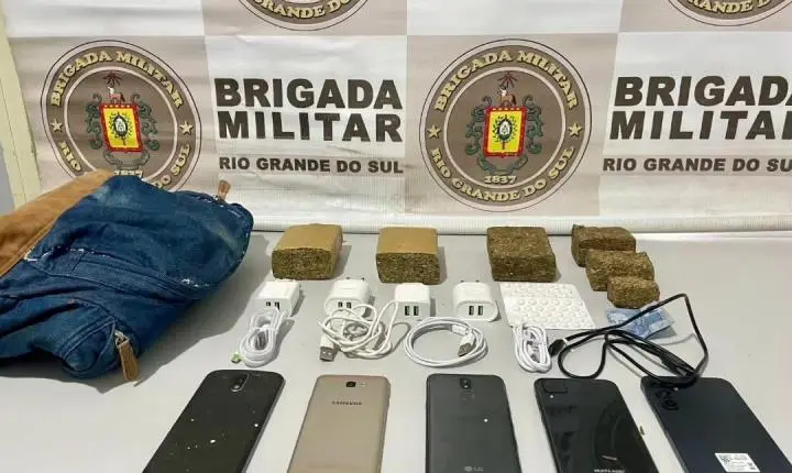 BM PRENDE HOMEM COM DROGAS, CELULARES E MATERIAIS PRÓXIMO A UNIDADE PRISIONAL EM OSÓRIO