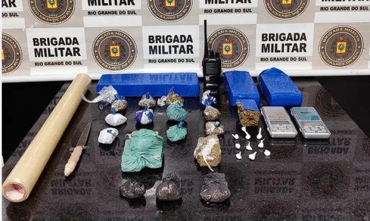 Brigada Militar apreende 2,7 kg de drogas e detém três suspeitos em Tramandaí