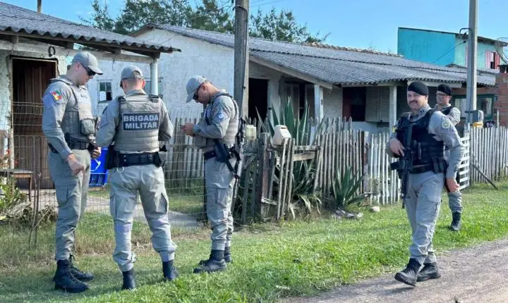Homem é encontrado morto dentro de residência no distrito de Magistério, em Balneário Pinhal