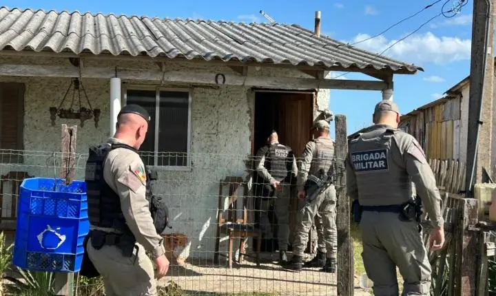 Homem é encontrado morto dentro de residência no distrito de Magistério, em Balneário Pinhal