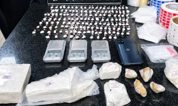 MÃE E FILHO SÃO PRESOS COM COCAÍNA E CRACK EM TRAMANDAÍ