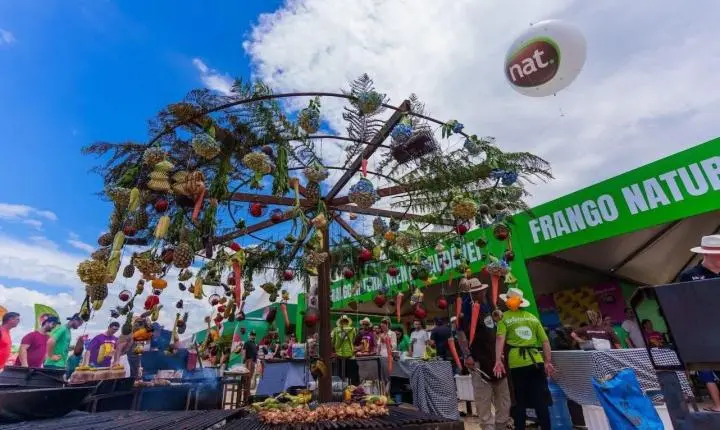Paleta Atlântida 2026 promete reunir 180 mil pessoas e mais de 1.800 assadores no litoral gaúcho