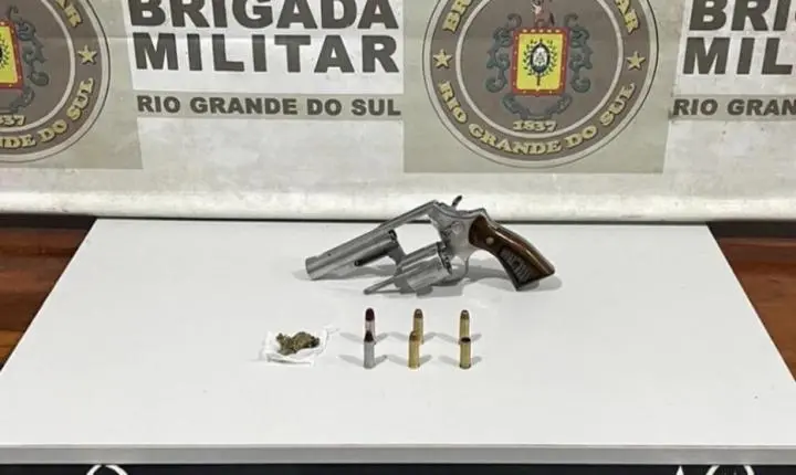 POLÍCIA PRENDE SUSPEITO DE TENTATIVA DE HOMICÍDIO HORAS APÓS JOVEM SER BALEADO EM TORRES