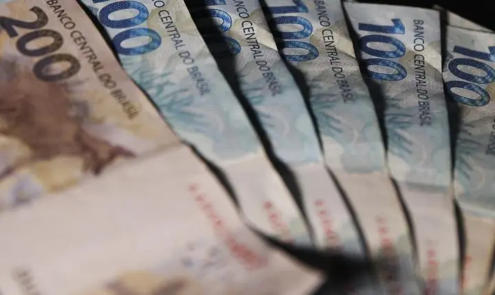 Superávit primário do Governo Central fica em R$ 25,2 bilhões em abril