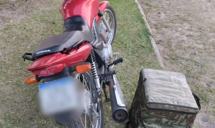 Suspeito é preso por tráfico de drogas durante ação da Brigada Militar no Centro de Balneário Pinhal